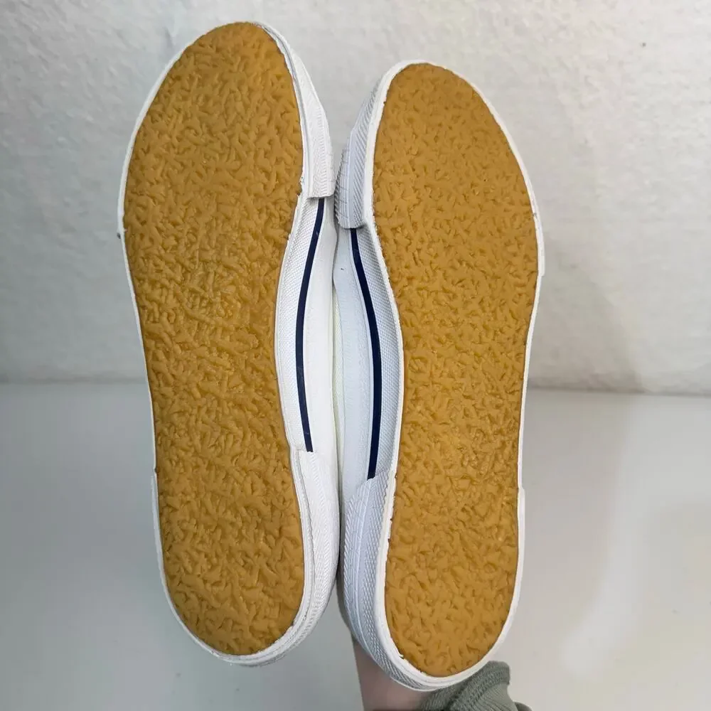 G.H. Bass White Canvas Low-Top Classic Sneakers Size 8.5 Classic Tennis Shoes